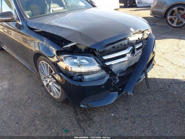 55SWF4JB2GU124250 Mercedes-Benz C 300 Sport