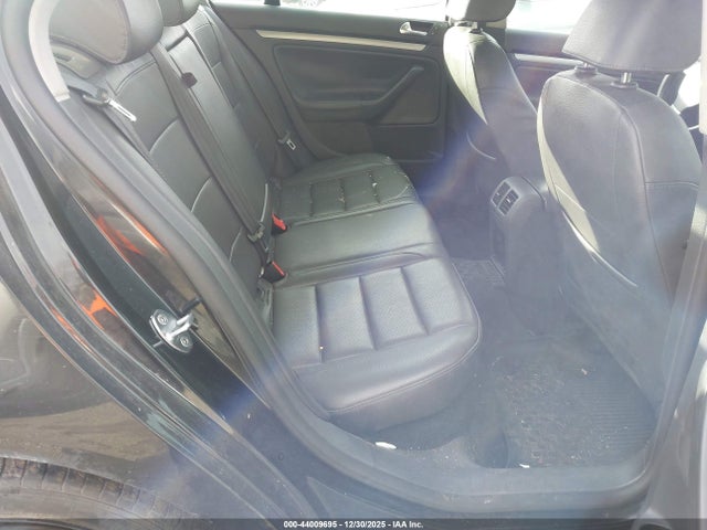 44009695 :رقم المزاد ، 3VWRZ71K99M019997 vin ، 2009 Volkswagen Jetta Se/sel مزاد بيع