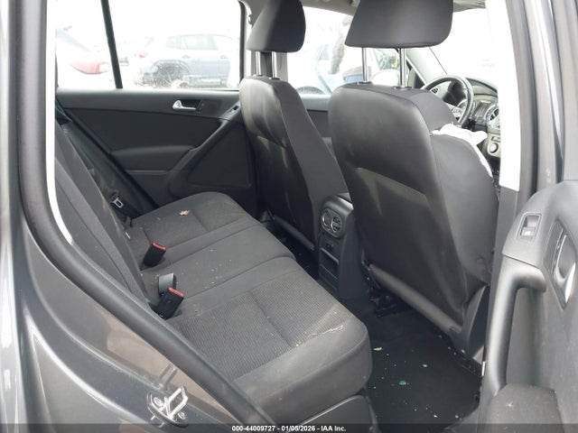 Aukcja sprzedaży 2015 Volkswagen Tiguan S, vin: WVGAV7AX1FW596411, numer aukcji: 44009727