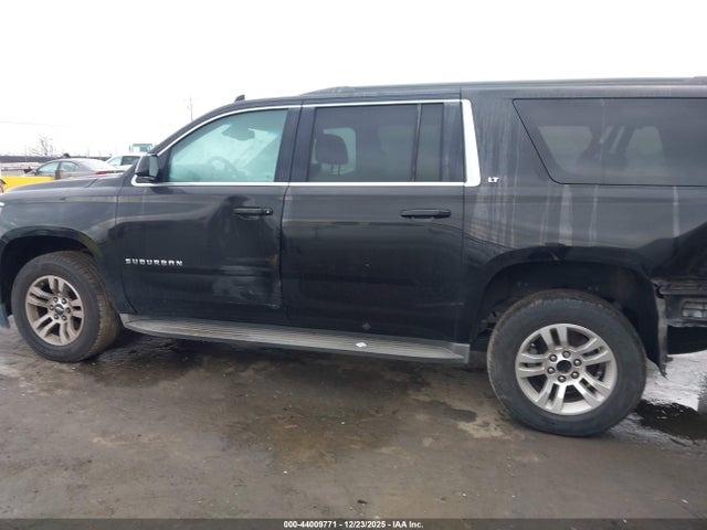 Chevrolet Suburban 1500 Lt 2015 1GNSCJKC3FR670778 Image 14