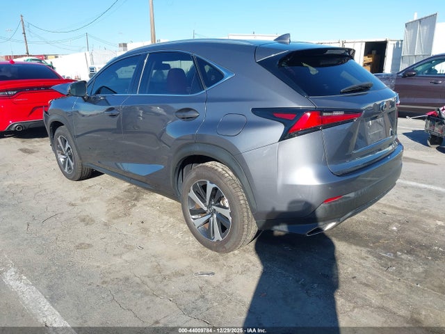 JTJGARBZ0M2197917 Lexus NX 300