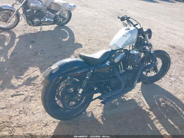 2010 HARLEY-DAVIDSON XL1200 1HD1LC326AC434870 Photo 3