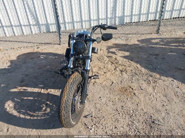 2010 HARLEY-DAVIDSON XL1200 1HD1LC326AC434870 Photo 4