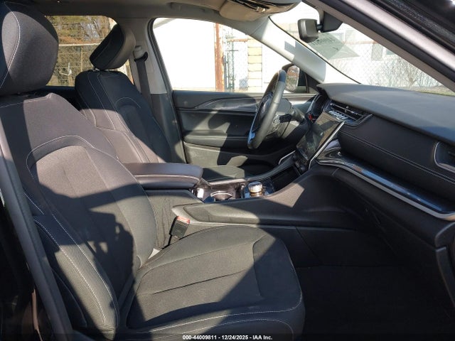 2022 JEEP GRAND CHEROKEE L 1C4RJKAG4N8589963 Photo 4