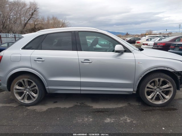 WA1GFCFS5GR008425 Audi Q3 2.0t Premium Plus
