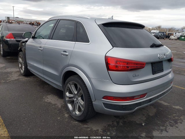 2016 AUDI Q3 WA1GFCFS5GR008425 Photo 2