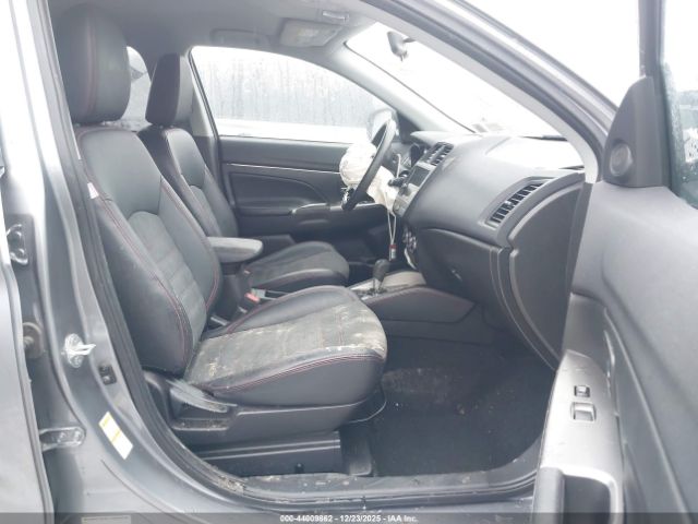 2018 MITSUBISHI OUTLANDER SPORT JA4AR3AW6JU020997 Photo 4
