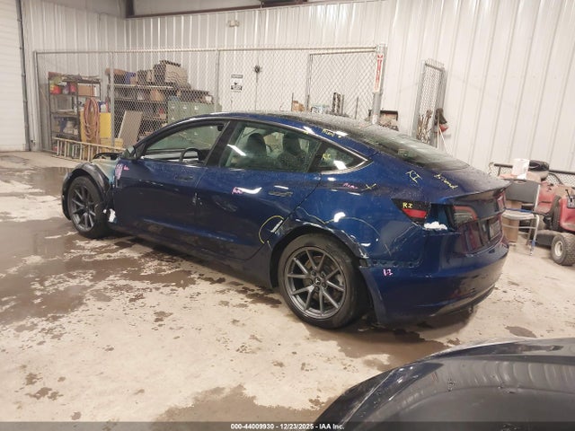 2023 TESLA MODEL 3 5YJ3E1EB6PF665169 Photo 2
