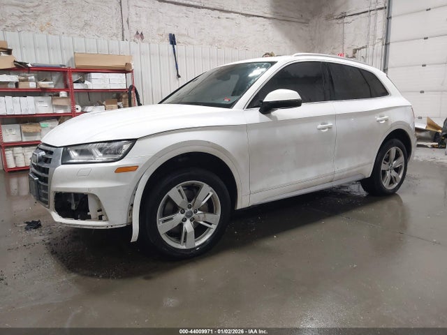 WA1BNAFY1J2151779 Audi Q5 2.0t Premium/2.0t Tech Premium