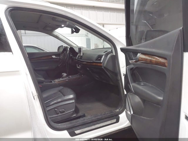 WA1BNAFY1J2151779 Audi Q5 2.0t Premium/2.0t Tech Premium