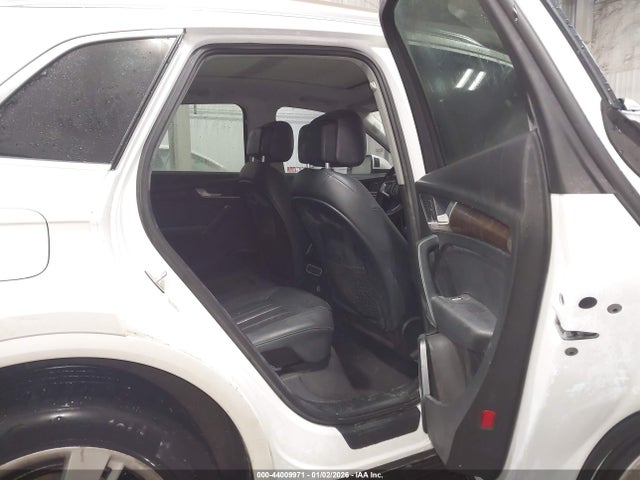 WA1BNAFY1J2151779 Audi Q5 2.0t Premium/2.0t Tech Premium