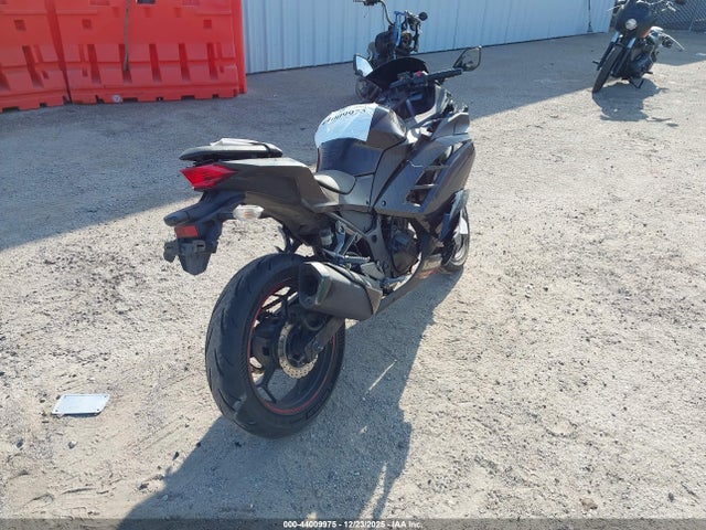 Kawasaki Ex300 A 2014 JKAEX8A14EA007018 Image 4