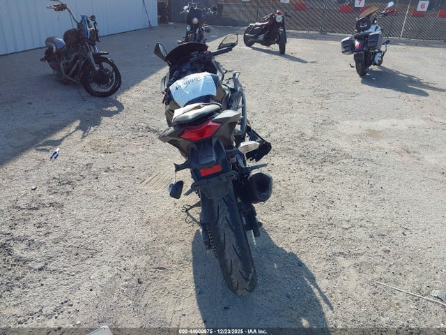 Kawasaki Ex300 A 2014 JKAEX8A14EA007018 Image 6