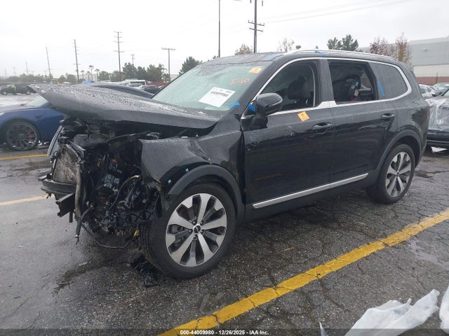 5XYP34HC0NG301011 KIA Telluride Ex