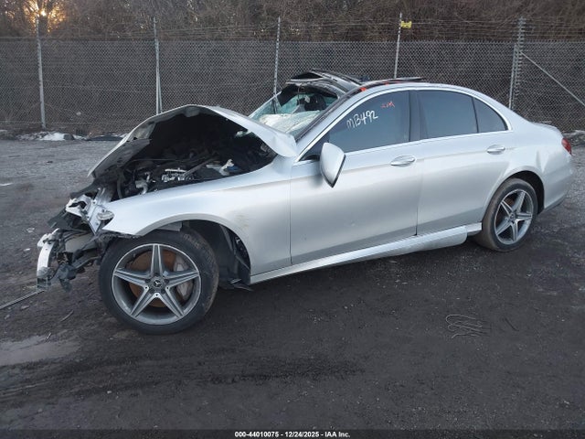 WDDZF4KB9KA511527 Mercedes-Benz E 300 4matic