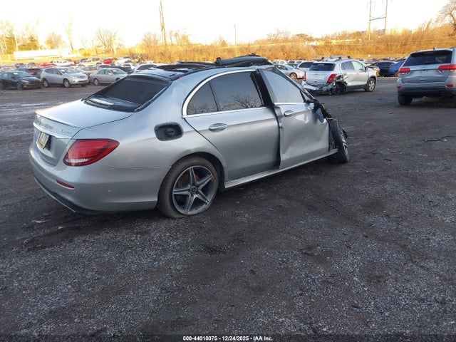 WDDZF4KB9KA511527 Mercedes-Benz E 300 4matic
