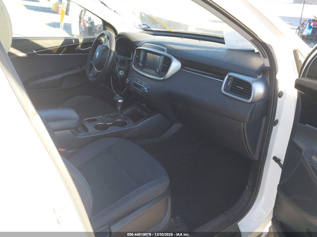2019 Kia Sorento 3.3l Lx მანქანა იყიდება აუქციონზე, vin: 5XYPG4A56KG452740, აუქციონის ნომერი: 44010079