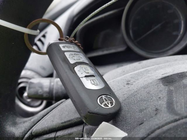 2019 TOYOTA YARIS 3MYDLBYV7KY509050 Photo 10