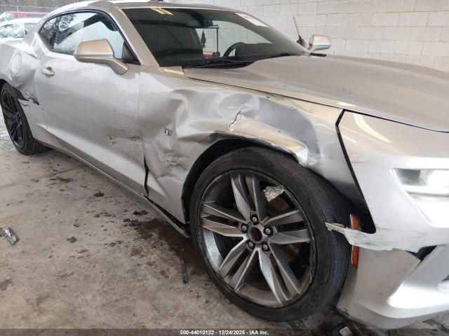 2018 CHEVROLET CAMARO 1G1FB1RX7J0107423 Photo 5