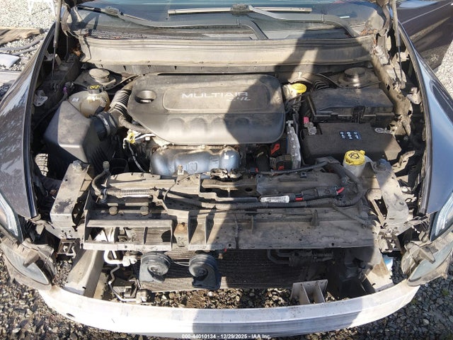 Jeep Cherokee Limited 2015 1C4PJMDB0FW682057 Image 10