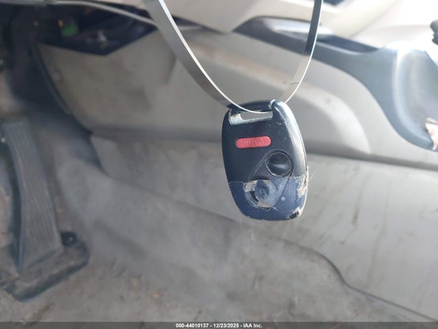 Продажа на аукционе авто 2010 Honda Civic Lx, vin: 2HGFA1F56AH541424, номер лота: 44010137