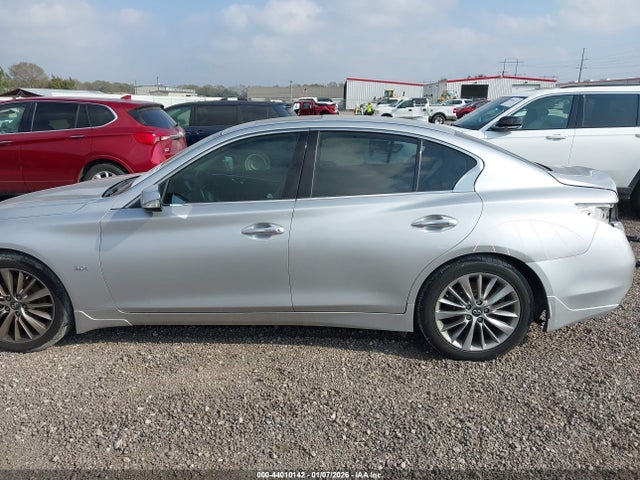 2018 Infiniti Q50 3.0t Luxe მანქანა იყიდება აუქციონზე, vin: JN1EV7AR7JM430621, აუქციონის ნომერი: 44010142