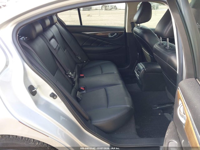 2018 Infiniti Q50 3.0t Luxe მანქანა იყიდება აუქციონზე, vin: JN1EV7AR7JM430621, აუქციონის ნომერი: 44010142