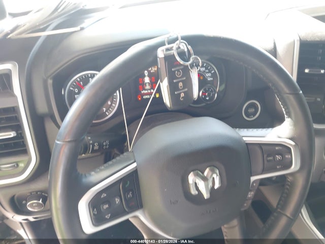 2023 RAM 1500 1C6RREFT3PN603945 Photo 10