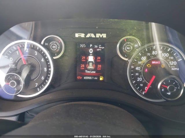 2023 RAM 1500 1C6RREFT3PN603945 Photo 6