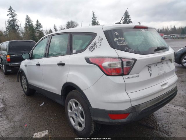 2017 FORD ESCAPE 1FMCU0F73HUB53672 Photo 2