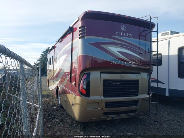 Продаж на аукціоні авто 2018 Freightliner Chassis Xc, vin: 4UZACWFC9JCJS6806, номер лоту: 44010242