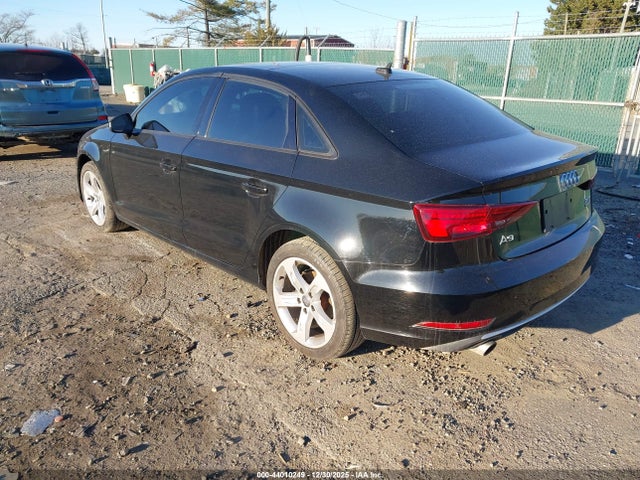 2017 AUDI A3 WAUB8GFF4H1059514 Photo 2