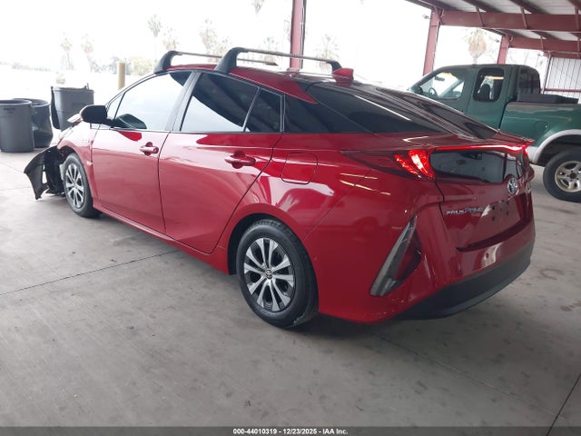 JTDKAMFP0N3224490 Toyota Prius Prime Limited