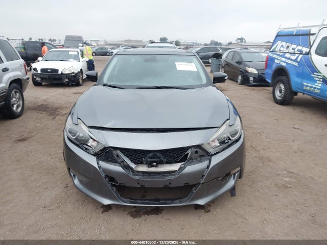 1N4AA6AP9HC438581 Nissan Maxima 3.5 Platinum