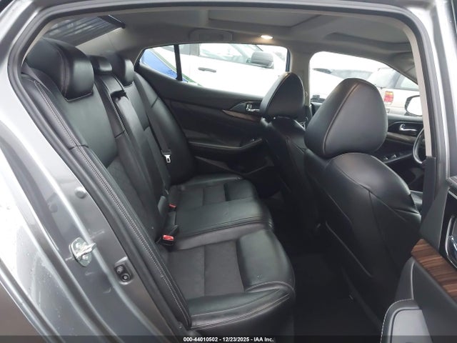 1N4AA6AP9HC438581 Nissan Maxima 3.5 Platinum