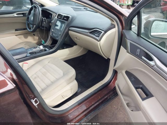 2019 FORD FUSION HYBRID 3FA6P0LUXKR129666 Photo 4