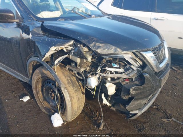 2018 NISSAN ROGUE KNMAT2MV2JP515684 Photo 5