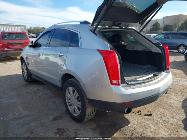 2016 CADILLAC SRX 3GYFNBE33GS582103 Photo 2