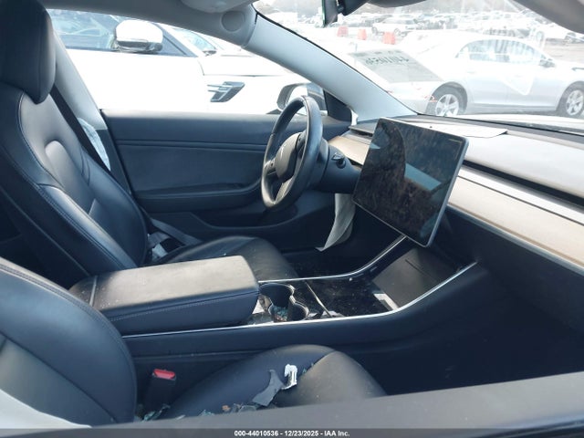 2018 TESLA MODEL 3 5YJ3E1EA0JF071126 Photo 4