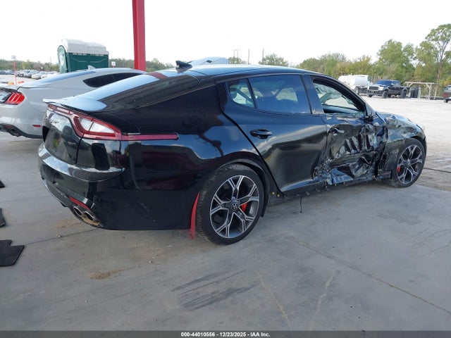 2018 KIA STINGER KNAE45LC2J6010411 Photo 3