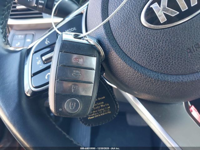 2019 KIA OPTIMA 5XXGU4L1XKG335234 Photo 10