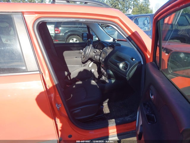 Jeep Renegade Latitude 4x4 2017 ZACCJBBH2HPF08081 Image 5