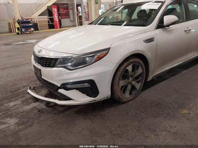5XXGT4L33KG321003 KIA Optima S