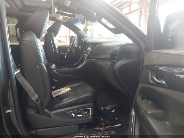 2015 CADILLAC ESCALADE 1GYS4PKJ4FR601017 Photo 4