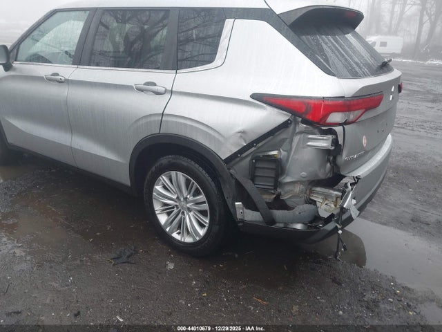 2022 MITSUBISHI OUTLANDER JA4J4TA87NZ036098 Photo 5