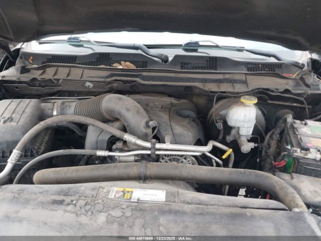 2019 RAM 1500 CLASSIC 1C6RR6LT2KS586432 Photo 9