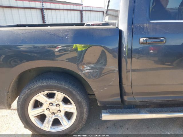 2019 RAM 1500 CLASSIC 1C6RR6LT2KS586432 Photo 5