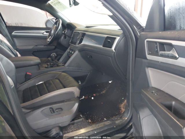 2022 VOLKSWAGEN ATLAS CROSS SPORT 1V2FE2CA0NC220125 Photo 4