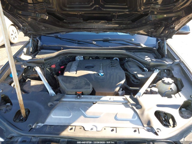5UXTR7C58KLF31792 BMW X3 Sdrive30i