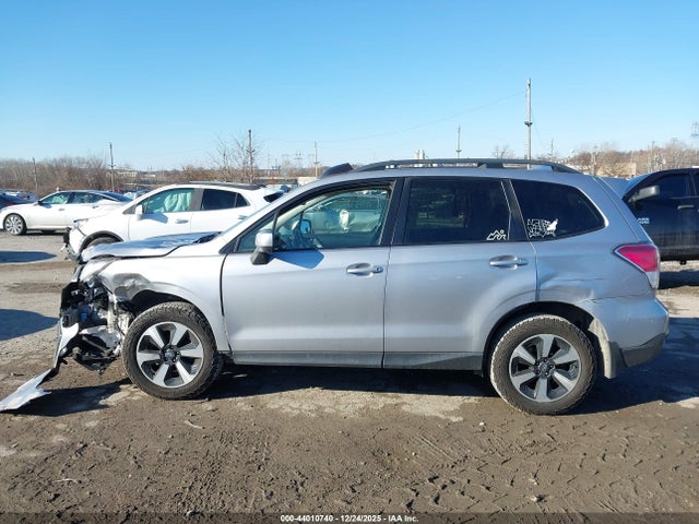 Subaru Forester 2.5i Premium 2017 JF2SJAGCXHH555662 Image 13